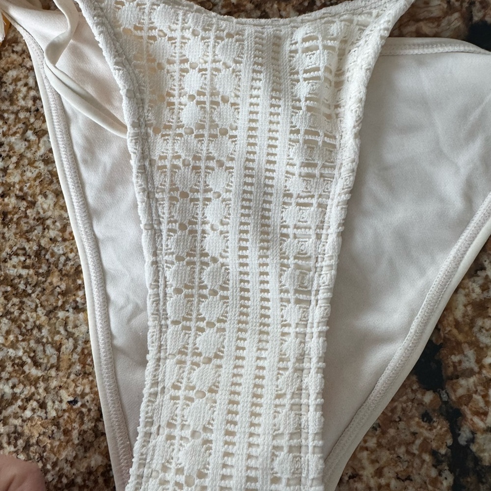 White Crochet Bikini Bottom snd yellow top - Picture 2 of 5